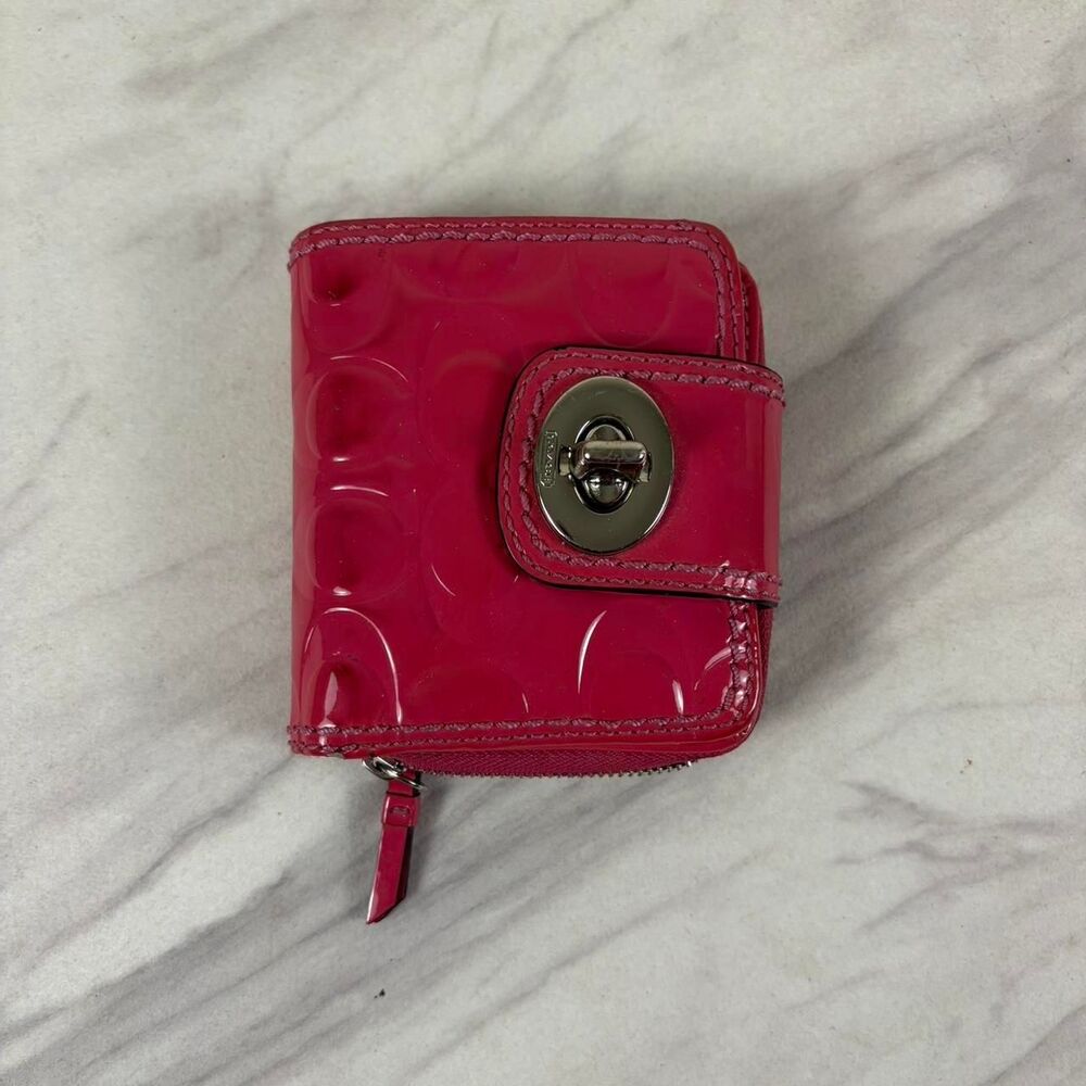 Vintage Y2K Coach Pink Patent Mini Wallet